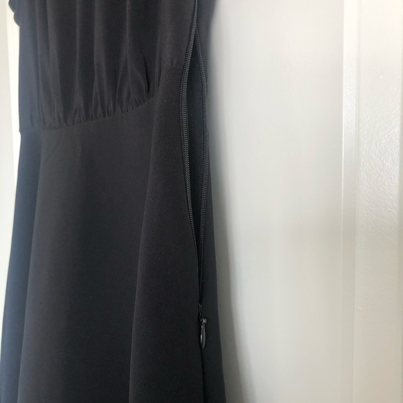 Black cocktail dress - Picture 4 of 4